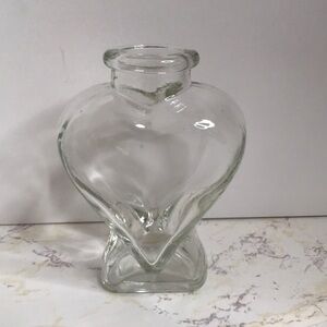 SMALL HEART GLASS VASE